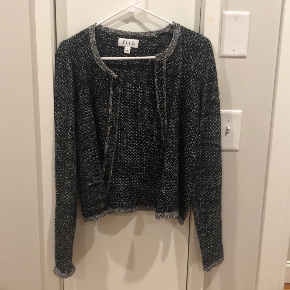 ELLE XS Black and White Knit Sweater